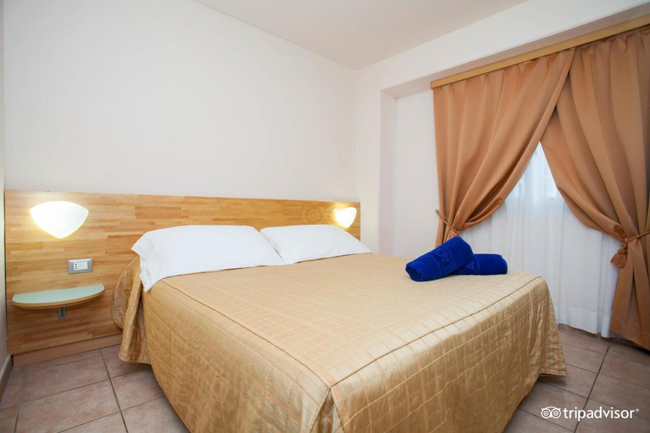 Villaggio Albatros Resort Lesina Buitenkant foto