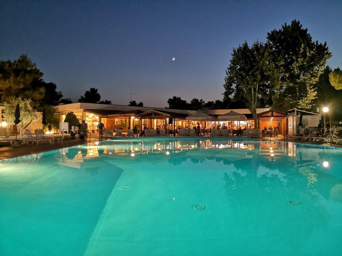Villaggio Albatros Resort Lesina Buitenkant foto