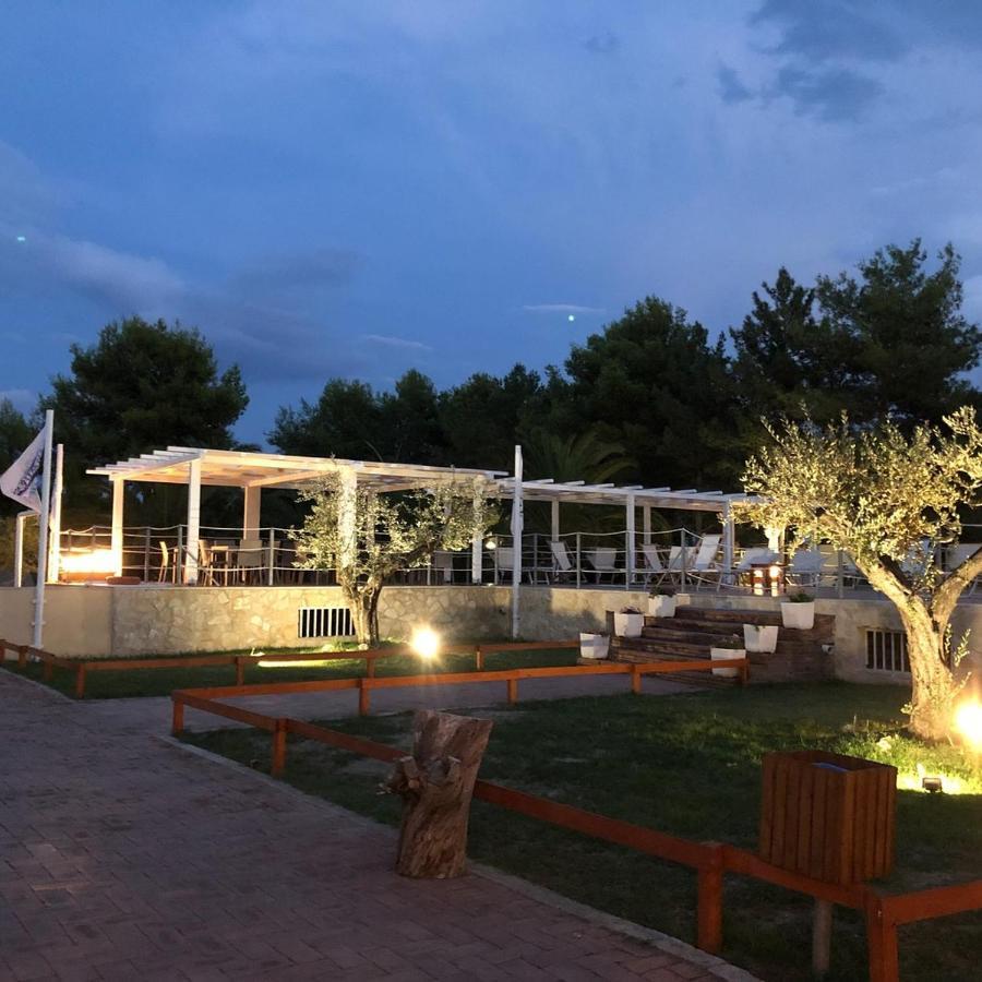 Villaggio Albatros Resort Lesina Buitenkant foto
